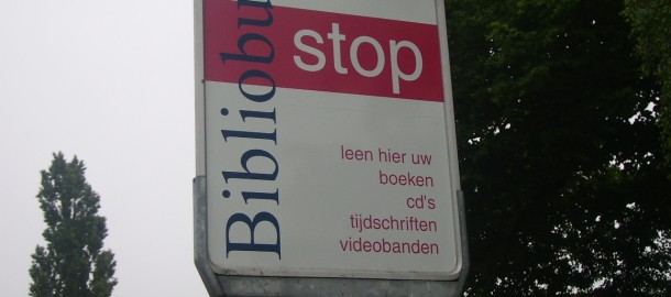 Bibliobus stop in Kootwijkerbroek